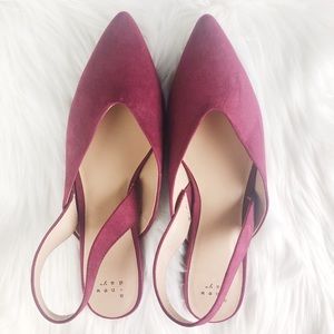 a. new day shoe.  Size 9